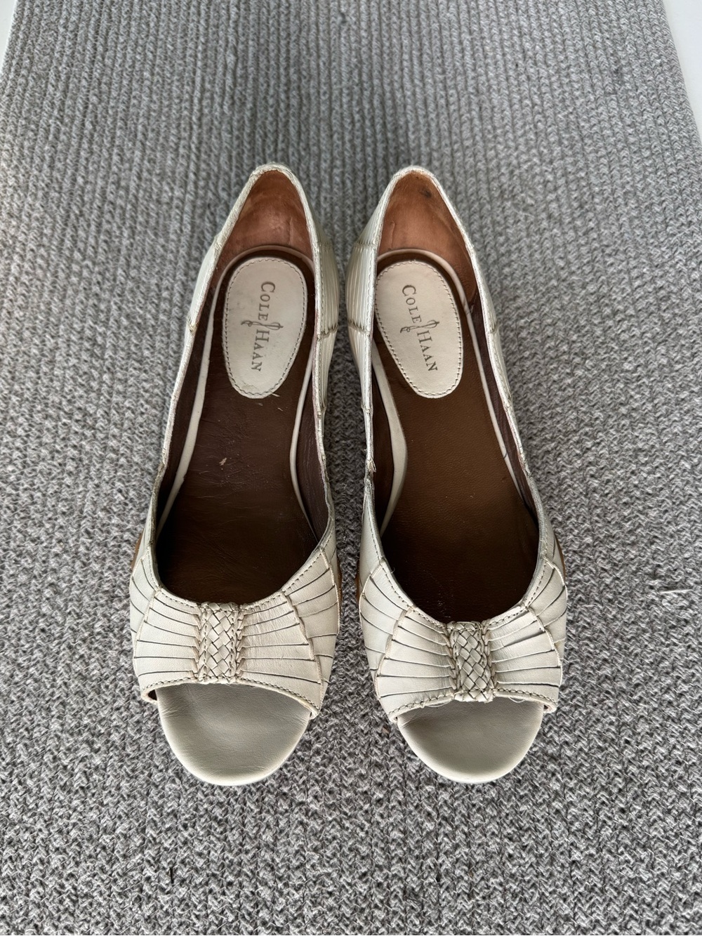 Cole Haan Women's White Woven Peep-Toe Wedge Sandals - Picture 9 of 10
